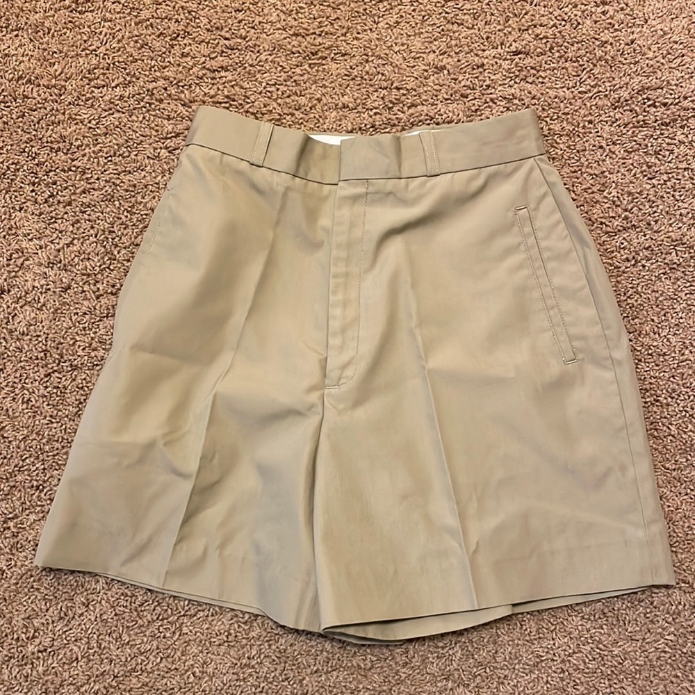 Hunting Horn | Vintage tan khaki shorts